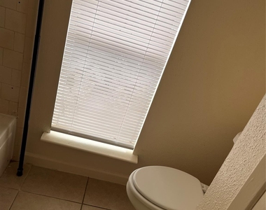 5415 Ridgemont Place - Photo Thumbnail 7