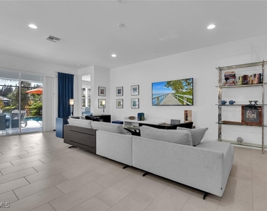 14662 Catamaran Place - Photo Thumbnail 13
