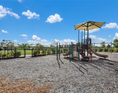 14662 Catamaran Place - Photo Thumbnail 41
