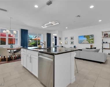 14662 Catamaran Place - Photo Thumbnail 7