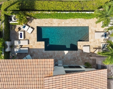 504 Tierra Mar Lane E - Photo Thumbnail 32
