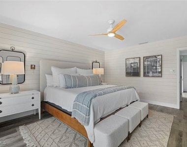 504 Tierra Mar Lane E - Photo Thumbnail 16