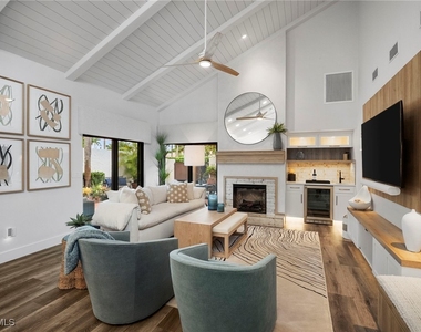 504 Tierra Mar Lane E - Photo Thumbnail 8