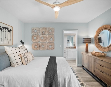 504 Tierra Mar Lane E - Photo Thumbnail 25