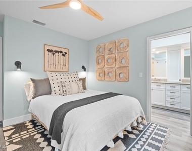 504 Tierra Mar Lane E - Photo Thumbnail 27