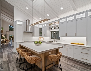 504 Tierra Mar Lane E - Photo Thumbnail 39