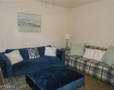 9621 Spanish Moss Way - Photo Thumbnail 6