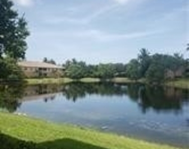 9621 Spanish Moss Way - Photo Thumbnail 18