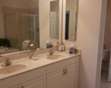 9621 Spanish Moss Way - Photo Thumbnail 21