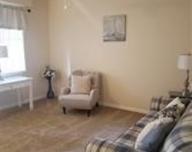 9621 Spanish Moss Way - Photo Thumbnail 17