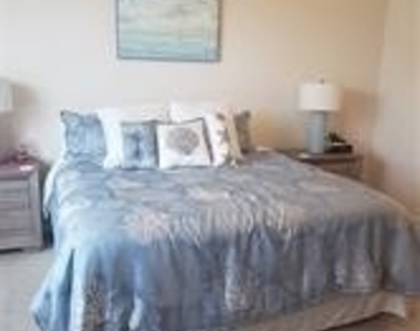 9621 Spanish Moss Way - Photo Thumbnail 22