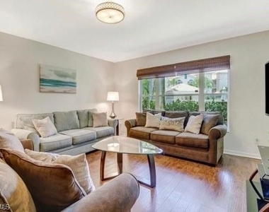 480 Bermuda Cove Way - Photo Thumbnail 3