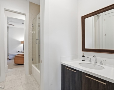 14831 Dockside Lane - Photo Thumbnail 22