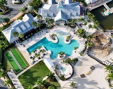 14831 Dockside Lane - Photo Thumbnail 3