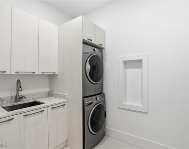 14831 Dockside Lane - Photo Thumbnail 25
