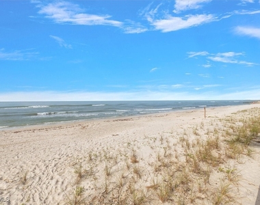 1065 Gulf Shore Boulevard N - Photo Thumbnail 25