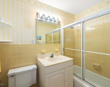 1065 Gulf Shore Boulevard N - Photo Thumbnail 24