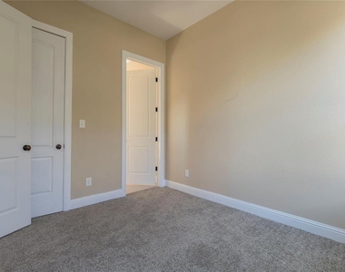 1424 Eddington Street - Photo Thumbnail 11