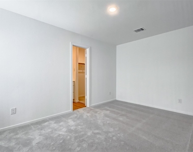 21535 Carosella Drive - Photo Thumbnail 18