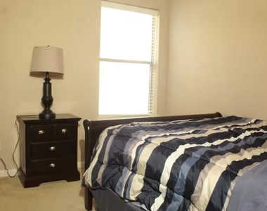 22119 Canyonwood Park - Photo Thumbnail 6