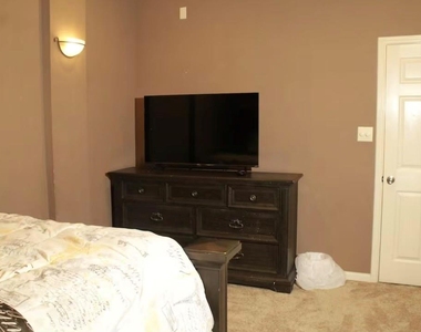 22119 Canyonwood Park - Photo Thumbnail 8