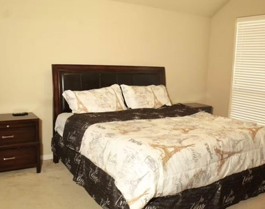 22119 Canyonwood Park - Photo Thumbnail 9
