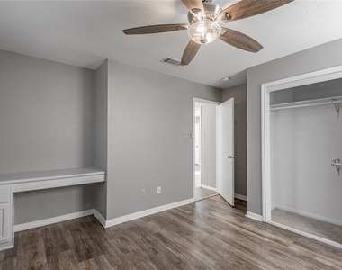2402 Sycamore Avenue - Photo Thumbnail 13