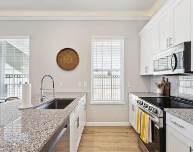 14420 Campbell Cove Lane Drive - Photo Thumbnail 3