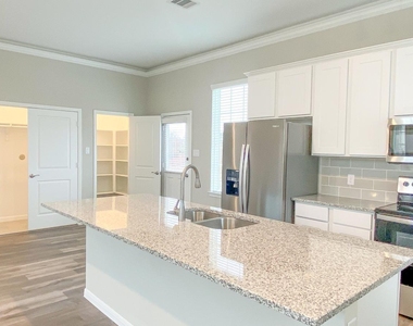 14420 Campbell Cove Lane Drive - Photo Thumbnail 7