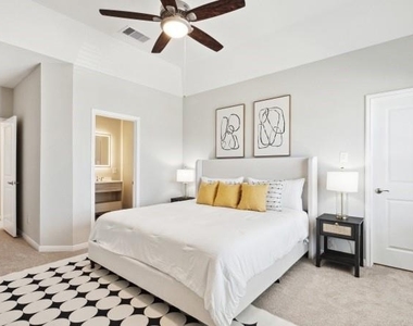 14420 Campbell Cove Lane Drive - Photo Thumbnail 2