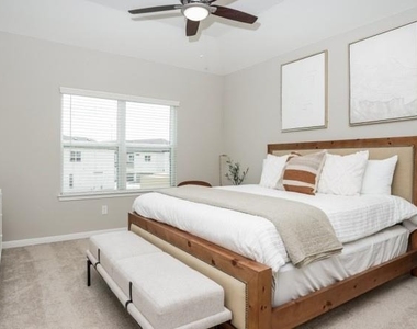 14420 Campbell Cove Lane Drive - Photo Thumbnail 4