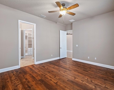 829 Pinewood Drive - Photo Thumbnail 21