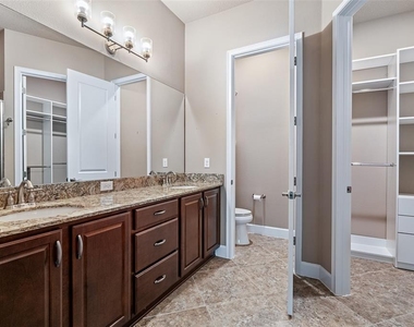 829 Pinewood Drive - Photo Thumbnail 23