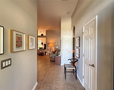 10703 Banfield Drive - Photo Thumbnail 7