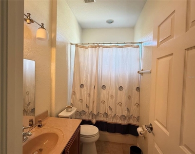 10703 Banfield Drive - Photo Thumbnail 8