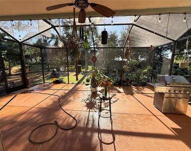 10703 Banfield Drive - Photo Thumbnail 9