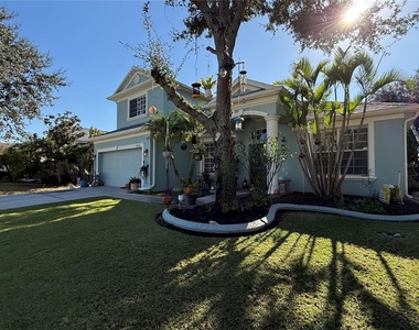 10703 Banfield Drive - Photo Thumbnail 1