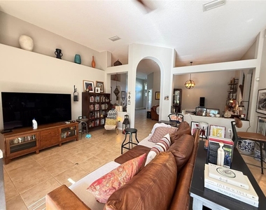 10703 Banfield Drive - Photo Thumbnail 10