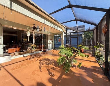 10703 Banfield Drive - Photo Thumbnail 12