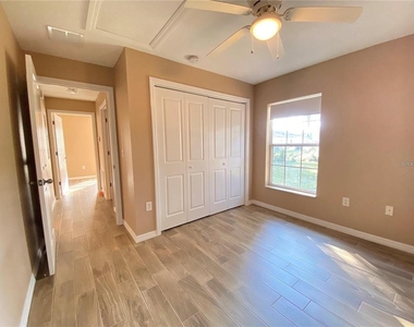 38647 Rose Ln - Photo Thumbnail 7