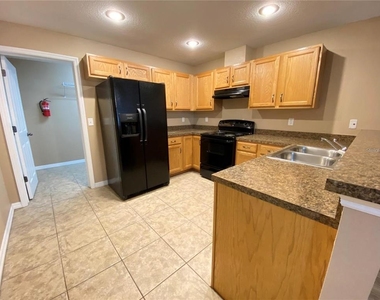 38647 Rose Ln - Photo Thumbnail 3