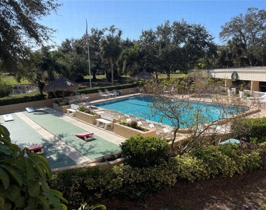 2615 Cove Cay Drive - Photo Thumbnail 12