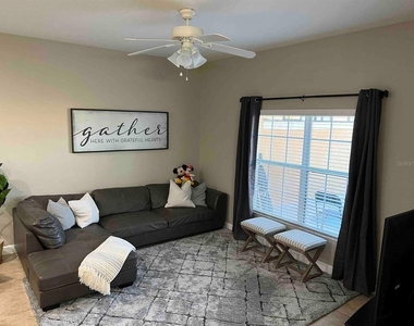 8947 Candy Palm Rd - Photo Thumbnail 4
