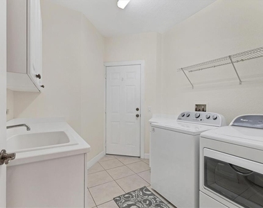 5425 46th Court W - Photo Thumbnail 21