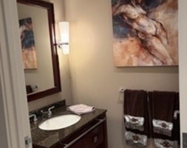 2700 Las Vegas Boulevard - Photo Thumbnail 2