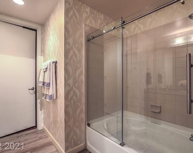 353 E Bonneville Avenue - Photo Thumbnail 20