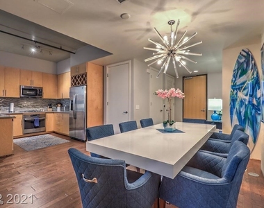 353 E Bonneville Avenue - Photo Thumbnail 5