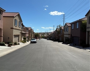 3952 Zodiacal Light Street - Photo Thumbnail 9