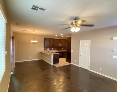 3952 Zodiacal Light Street - Photo Thumbnail 10