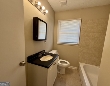 2913 Horse Shoe Drive - Photo Thumbnail 14